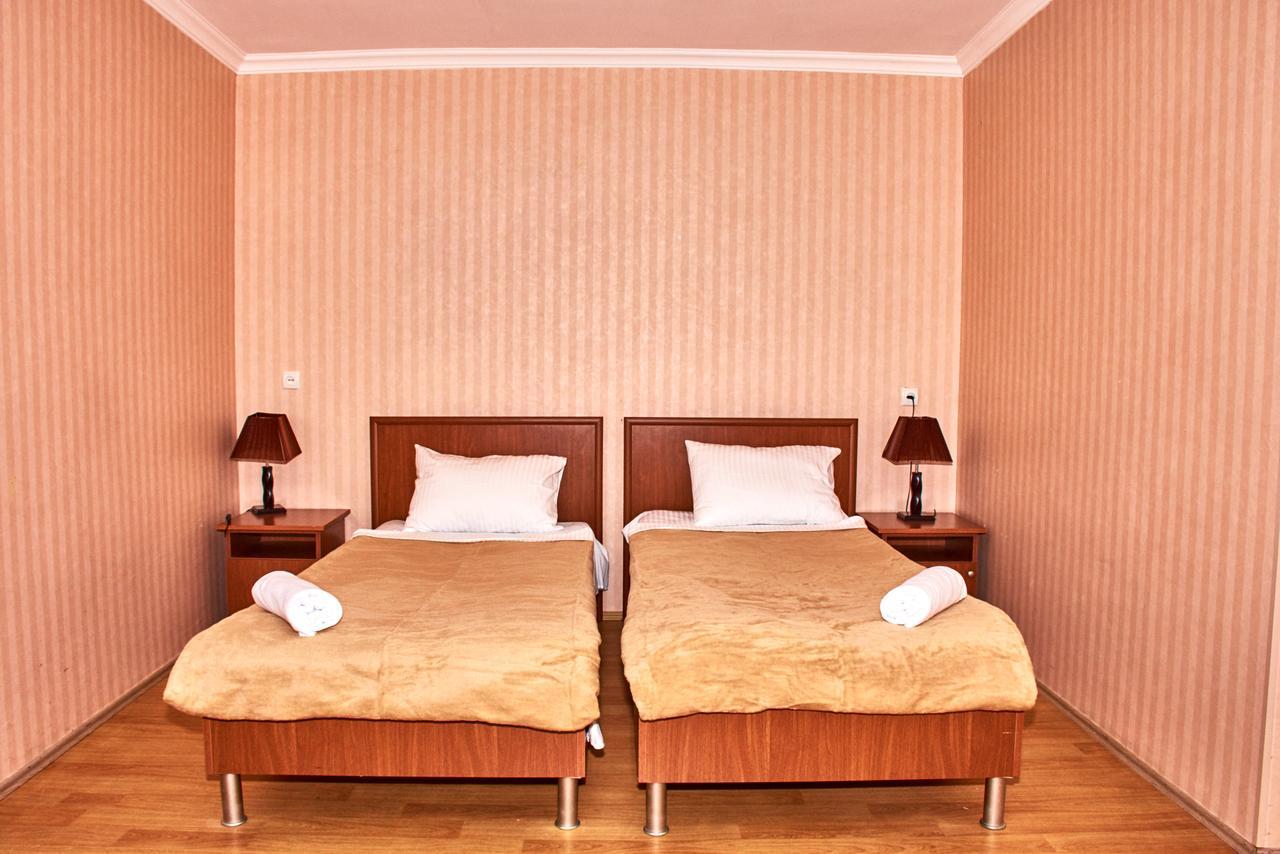 Hotel Georgia Gori Eksteriør bilde