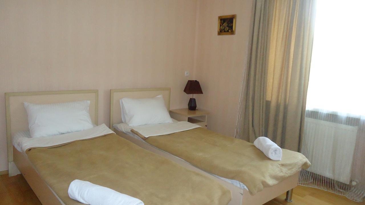 Hotel Georgia Gori Eksteriør bilde